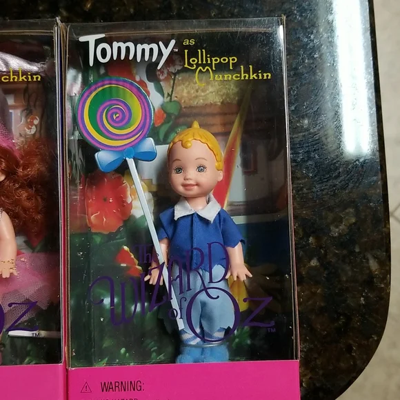 /as Lollipop Munchkin - Barbie The Wizard of Oz (1999並行輸入品 Tommy as Lollipop Munchkin Barbie Doll The Wizard of Oz 1999